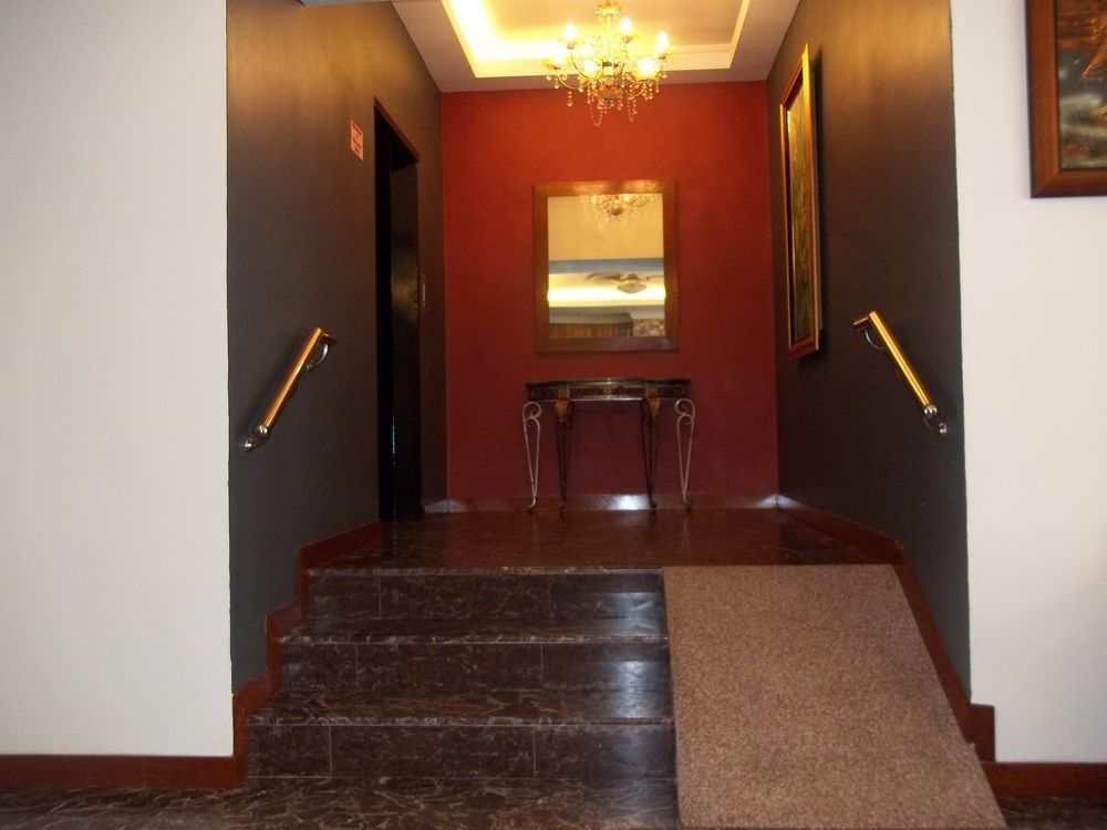D Eastern Hotel Ίπο Εξωτερικό φωτογραφία